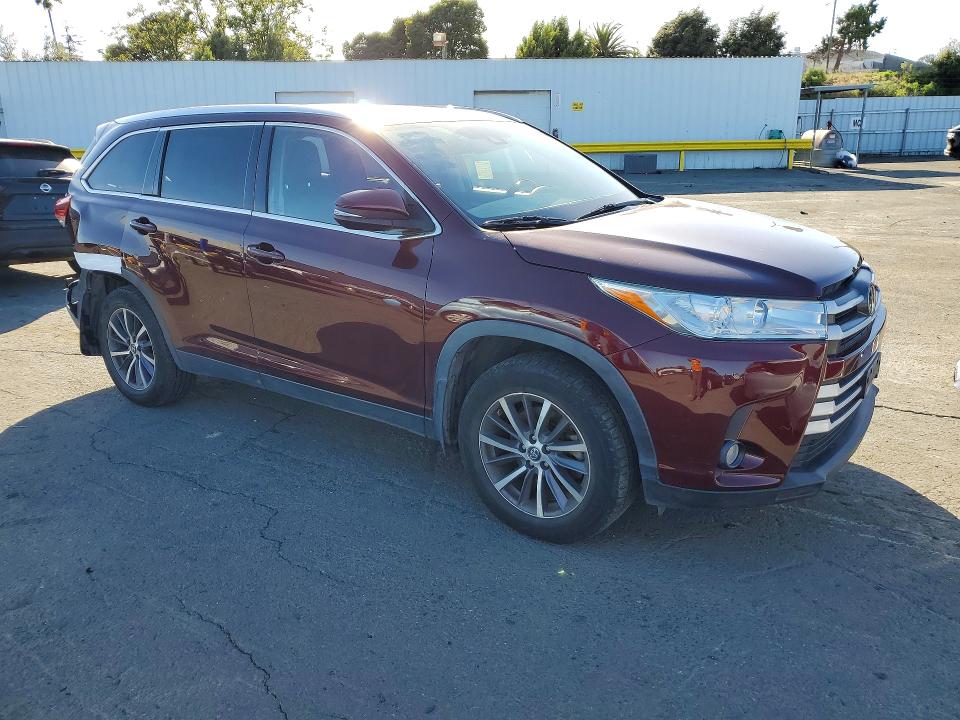 2019 Toyota VIN 5TDJZRFH0KS970149 COPART salvage auction — REAR END, Ca - Salvage Certificate, sold $8,200 on 2026-07-24 (photo 4)