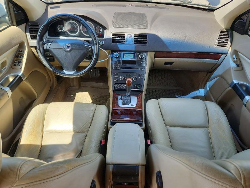 2014 Volvo Xc90 VIN YV4952CZ4E1698383 COPART salvage auction — NORMAL WEAR, Va - Certificate Of Title, sold $450 on 2026-07-29 (photo 8)