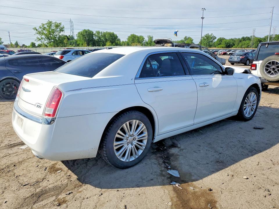 2014 Chrysler 300 VIN 2C3CCARG7EH303973 COPART salvage auction — FRONT END, Oh - Cert Of Title-Salvage, sold $2,500 on 2026-07-02 (photo 3)