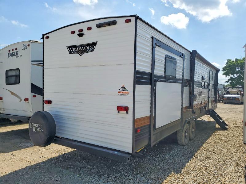 2023 Foresriver VIN 4X4TWDG23P8810481 COPART salvage auction — WATER/FLOOD, KS - FLOOD - SALVAGE, sold $8,200 on 2026-09-10 (photo 4)