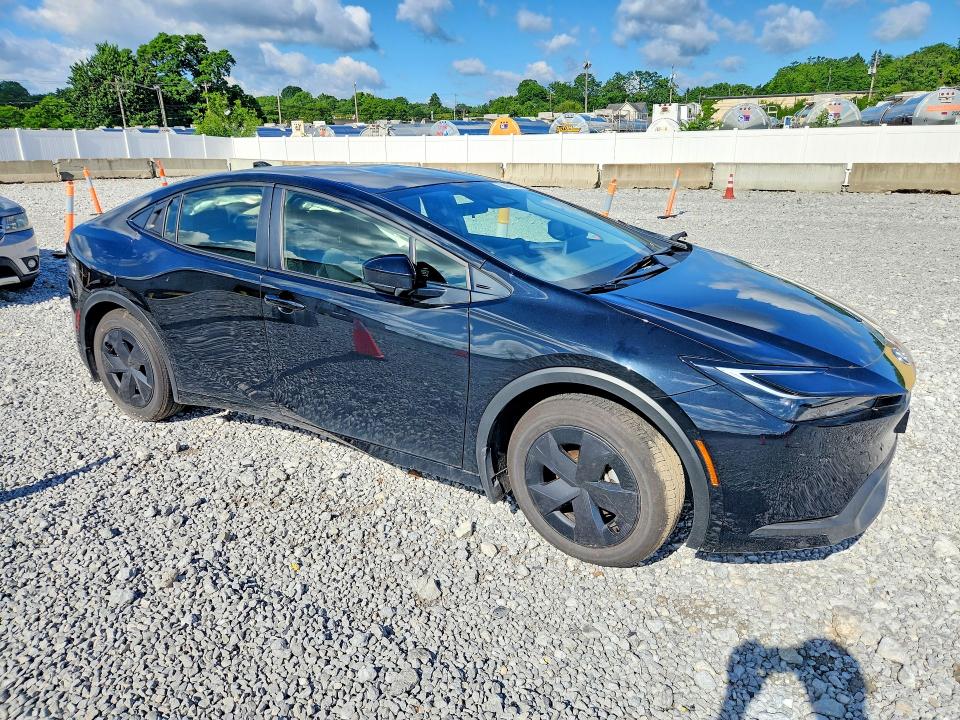 2026 Toyota Prius VIN JTDACAAU7T3065983 COPART salvage auction — SIDE, OH - CERT OF TITLE-SALVAGE, sold $8,100 on 2026-07-02 (photo 4)