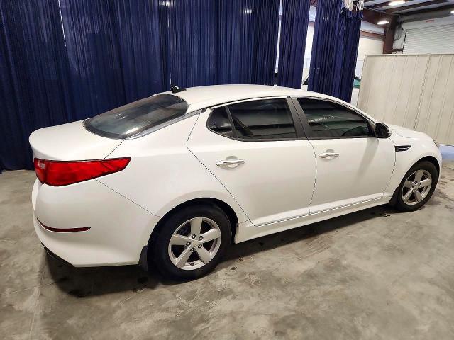 2015 Kia Optima VIN 5XXGM4A79FG433233 COPART salvage auction — ROOF, In - Certificate Of Title, sold $675 on 2026-07-09 (photo 3)