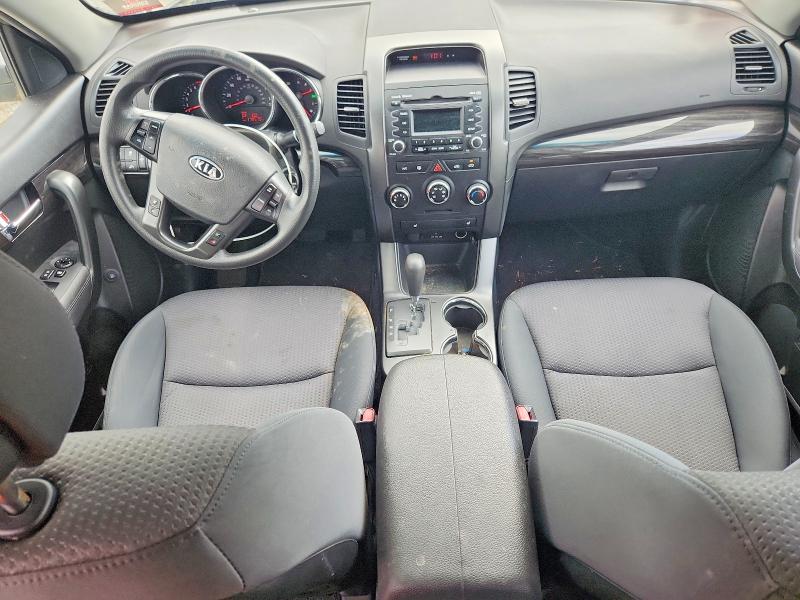 2012 Kia Sorento VIN 5XYKTCA61CG277873 COPART salvage auction — MINOR DENT/SCRATCHES, Wa - Vehicle Cert Of Ownership-Titl, sold $575 on 2026-07-31 (photo 8)