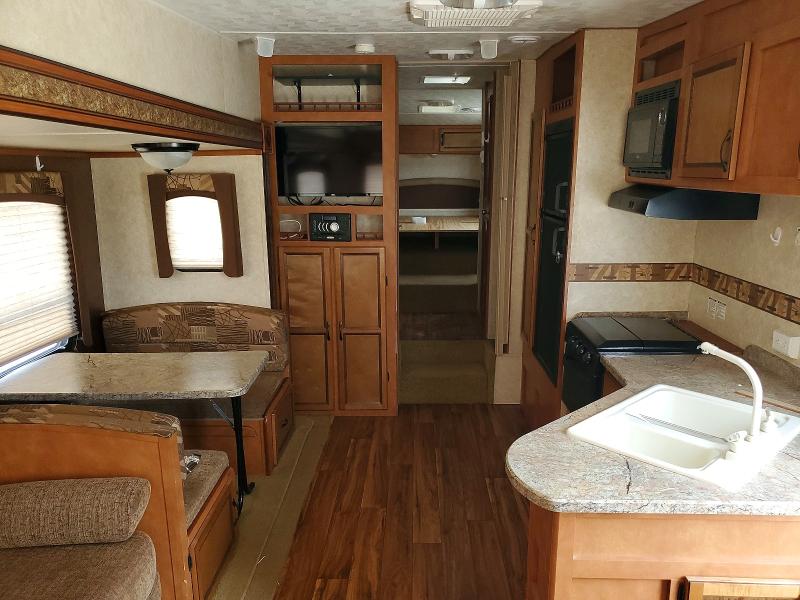 2013 Gulf stream Conquest VIN 1NL1GFL29D1109566 COPART salvage auction — HAIL, MO - SALVAGE CERTIFICATE OF TITLE, sold $2,750 on 2026-07-09 (photo 5)