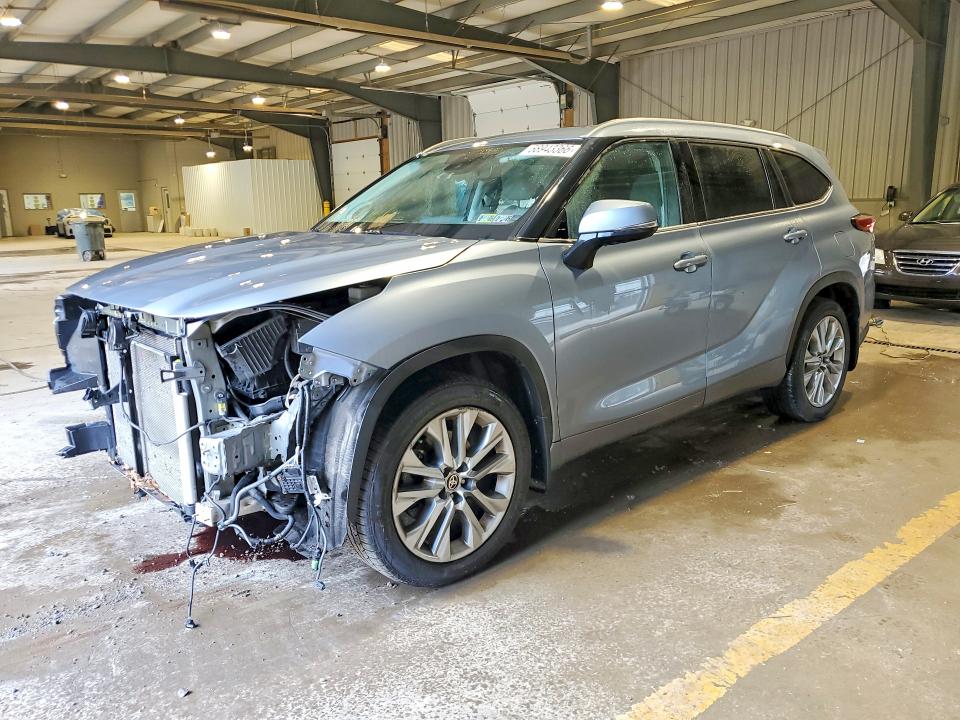 2021 Toyota Highlander VIN 5TDDZRBH9MS159665 COPART salvage auction — FRONT END, Pa - Certificate Of Salvage, sold $17,700 on 2026-07-15 (photo 1)