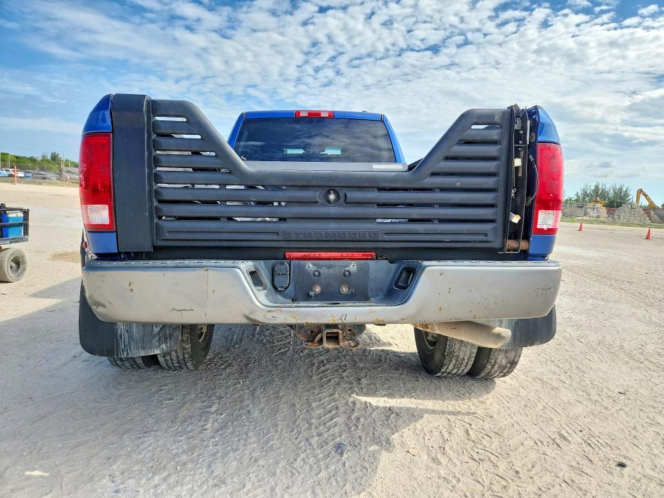 2011 Dodge Ram 3500 VIN 3D73Y4CL0BG512557 COPART salvage auction — SIDE, On - Permit No Brand - Unfit, sold $775 on 2026-08-11 (photo 6)