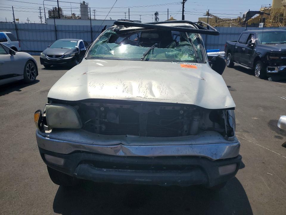 2003 Toyota Tacoma VIN 5TESN92NX3Z282126 COPART salvage auction — ROLLOVER, Ca - Salvage Certificate, sold $825 on 2026-07-13 (photo 5)