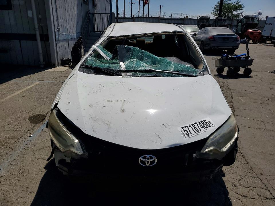 2014 Toyota Corolla VIN 5YFBURHE2EP014142 COPART salvage auction — ROLLOVER, Ca - Salvage Certificate, sold $825 on 2026-07-16 (photo 5)