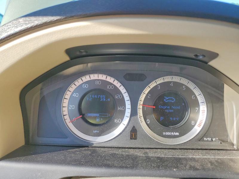 2010 Volvo Xc70 VIN YV4982BZ0A1086751 COPART salvage auction — REAR END, NC - SALVAGE CERTIFICATE OF TITLE, sold $475 on 2026-07-29 (photo 9)