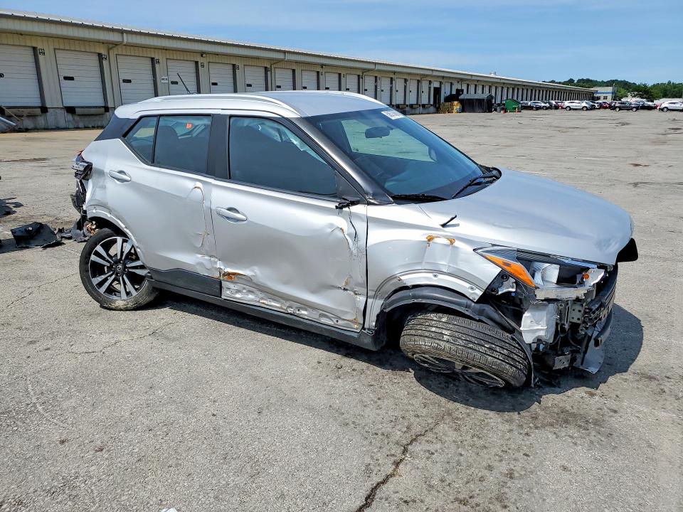 2019 Nissan Kicks VIN 3N1CP5CU4KL551142 COPART salvage auction — FRONT END, In - Certificate Of Title, sold $2,200 on 2026-07-30 (photo 4)