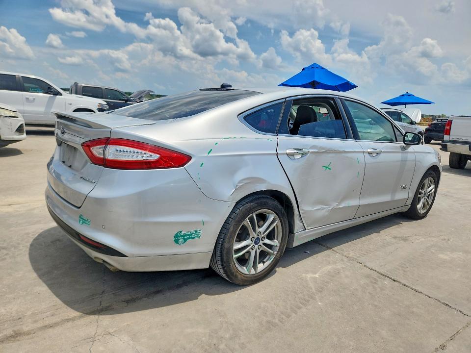 2016 Ford VIN 3FA6P0SU8GR384566 COPART salvage auction — SIDE, Tx - Salvage Vehicle Title, sold $2,100 on 2026-07-09 (photo 3)