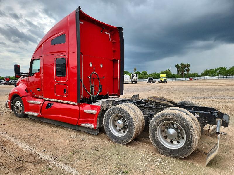 2022 Kenworth T680 VIN 1XKYD49X0NJ482327 COPART salvage auction — MECHANICAL, CO - CERTIFICATE OF TITLE, sold $10,700 on 2026-07-09 (photo 3)