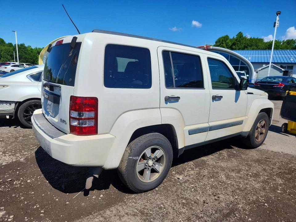 2008 Jeep Liberty VIN 1J8GN28K68W197999 COPART salvage auction — SIDE, MA - CERT OF TITLE-SALVAGE, sold $475 on 2026-07-02 (photo 3)