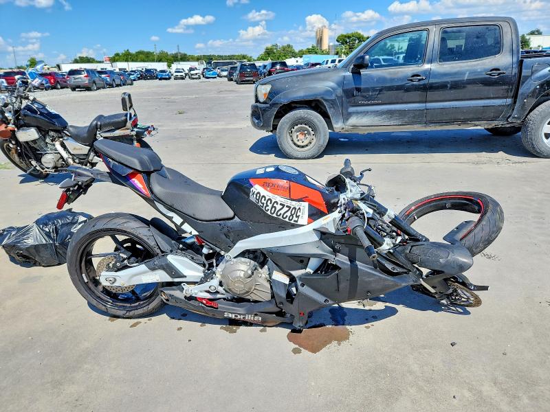 2025 Aprilia VIN ZD4XEUA06S6001714 COPART salvage auction — FRONT END, Fl - Certificate Of Destruction, sold $450 on 2026-07-02 (photo 1)
