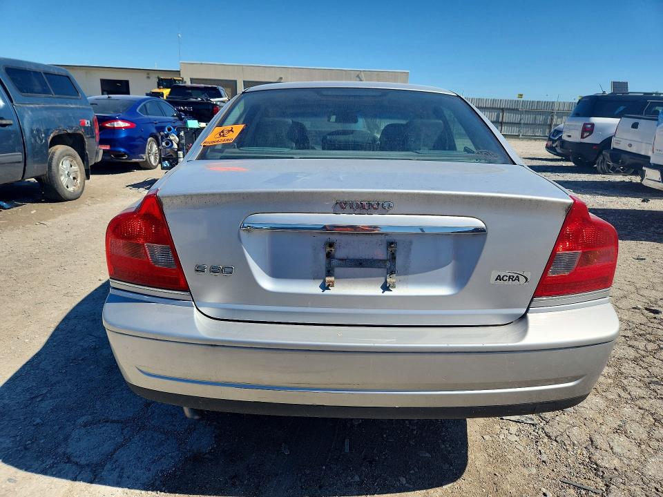 2004 Volvo S80 VIN YV1TS92D341337638 COPART salvage auction — WATER/FLOOD, In - Cert Of Title-Salvage Flood, sold $200 on 2026-07-28 (photo 6)