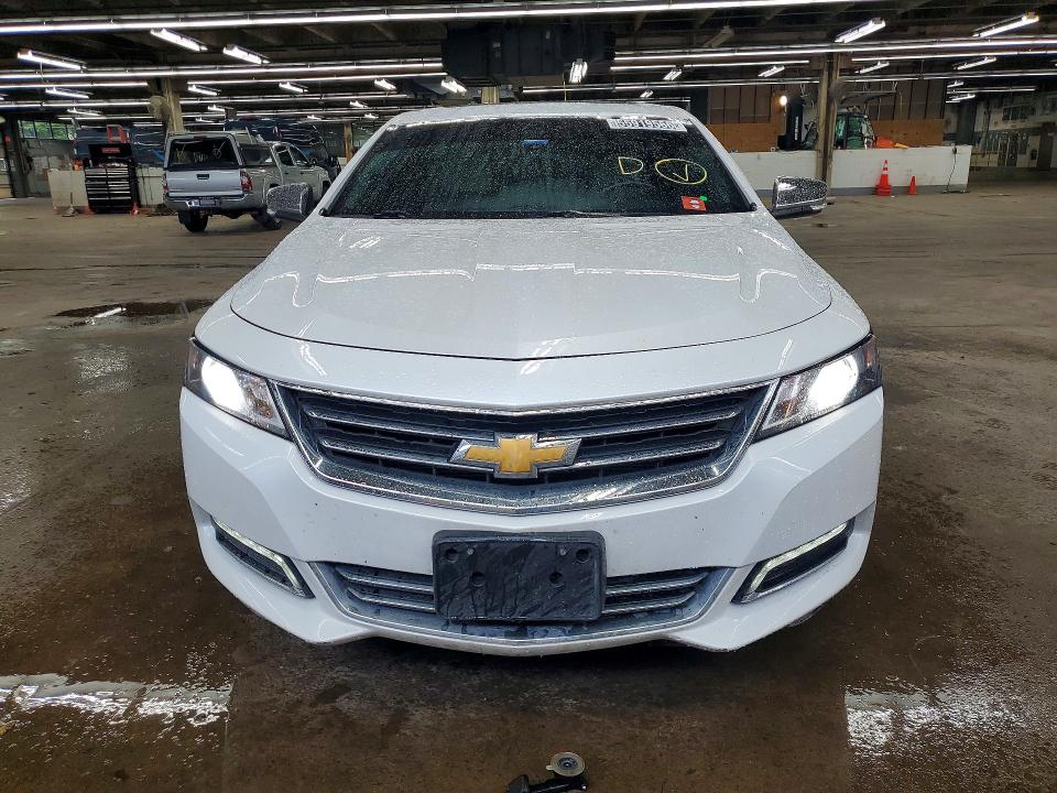 2019 Chevrolet Impala VIN 2G1105S3XK9154368 COPART salvage auction — MINOR DENT/SCRATCHES, Il - Certificate Of Title, sold $2,800 on 2026-07-09 (photo 5)