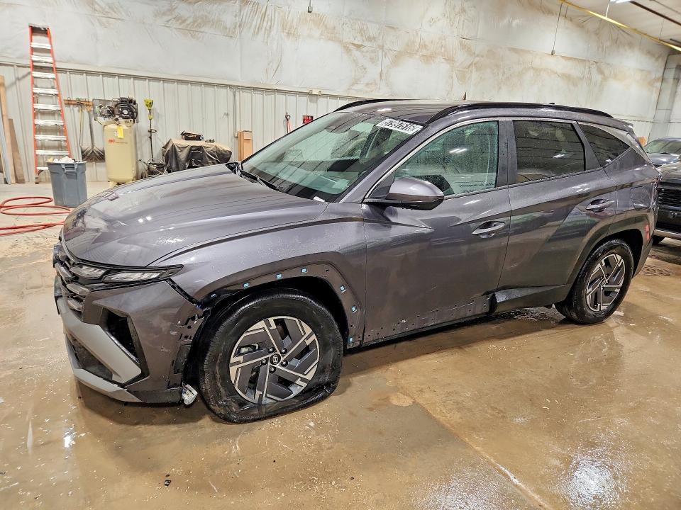 2025 Hyundai Tucson VIN KM8JBDD11SU338040 COPART salvage auction — FRONT END, Wi - Certificate Of Title, sold $8,100 on 2026-07-16 (photo 1)