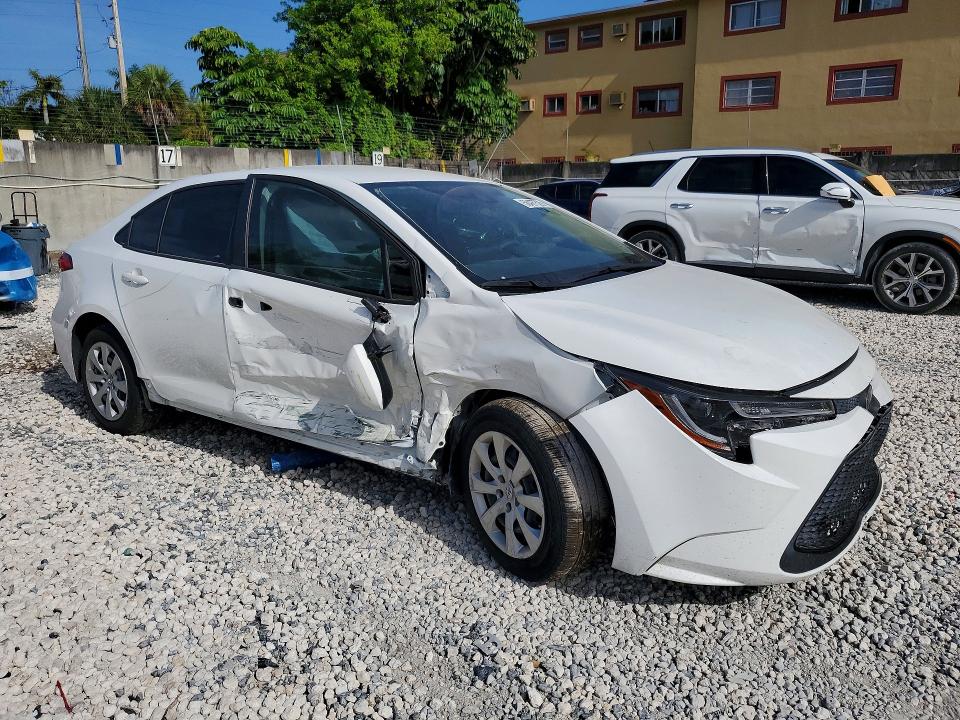 2022 Toyota Corolla VIN JTDEPMAE9N3002452 COPART salvage auction — FRONT END, Fl - Cert Of Title Slvg Rebuildable, sold $10 on 2026-07-28 (photo 4)