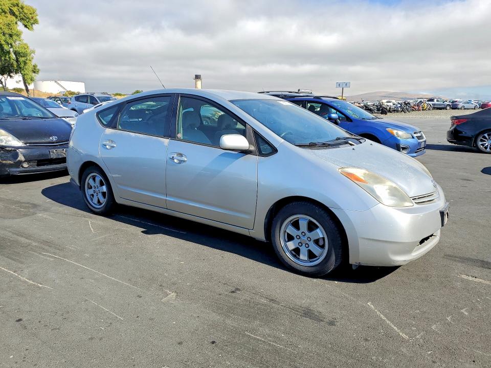 2005 Toyota Prius VIN JTDKB20U753105884 COPART salvage auction — MINOR DENT/SCRATCHES, CA - SALVAGE CERTIFICATE, sold $1,350 on 2026-07-20 (photo 4)