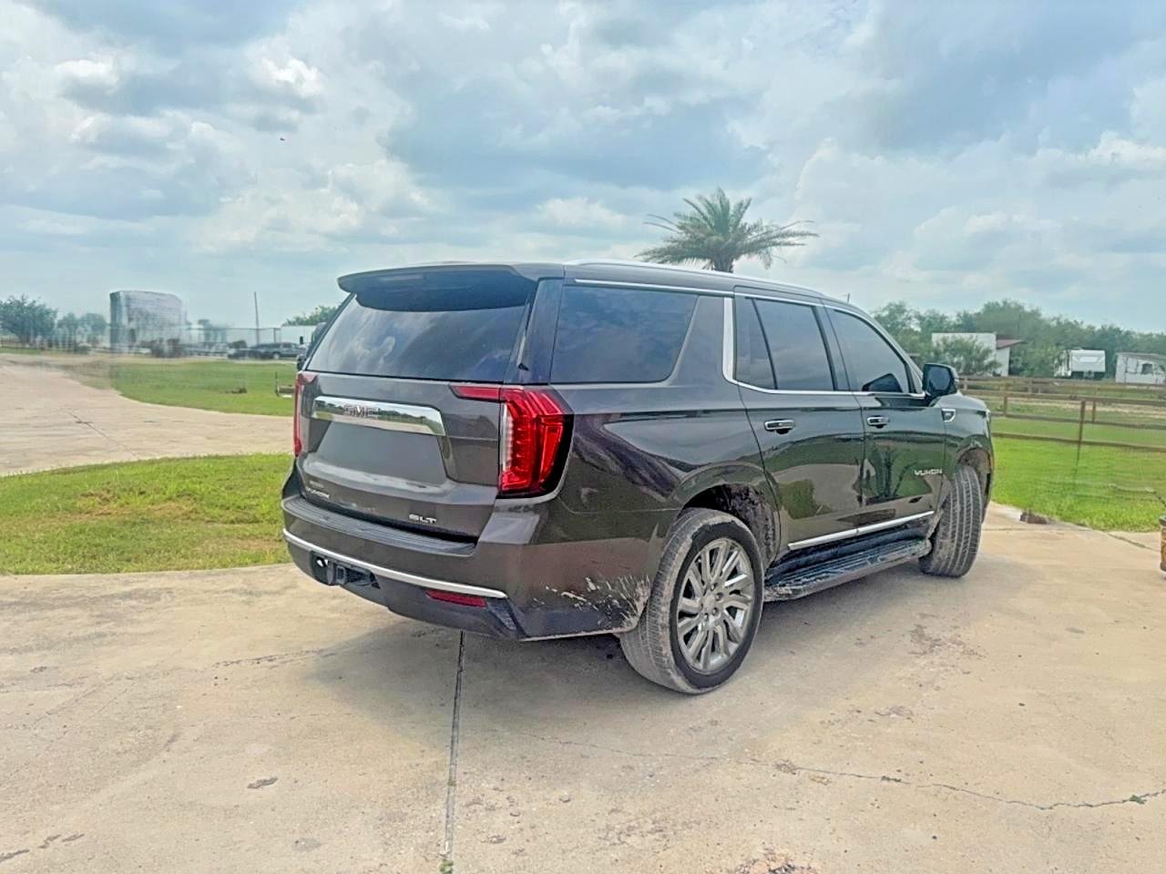 2021 GMC Yukon VIN 1GKS1BKD6MR441493 COPART salvage auction — Minor Dent/Scratches, TX - CERTIFICATE OF TITLE (P), sold $19,500 on 2026-07-09 (photo 4)