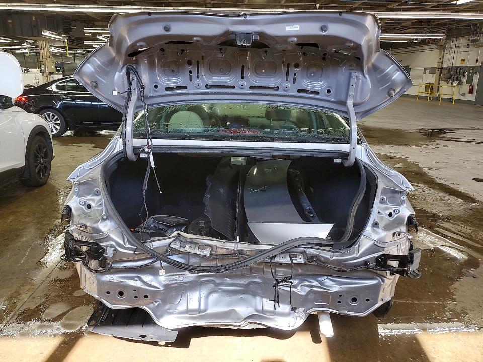 2025 Hyundai Elantra VIN KMHLP4DG4SU975096 COPART salvage auction — REAR END, Il - Salvage Certificate, sold $7,200 on 2026-07-13 (photo 6)