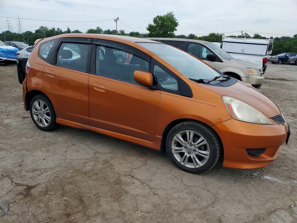 2010 Honda Fit VIN JHMGE8H43AS021497 COPART salvage auction — REAR END, Md - Cert Of Salvage > 75% Damage, sold $900 on 2026-07-28 (photo 4)