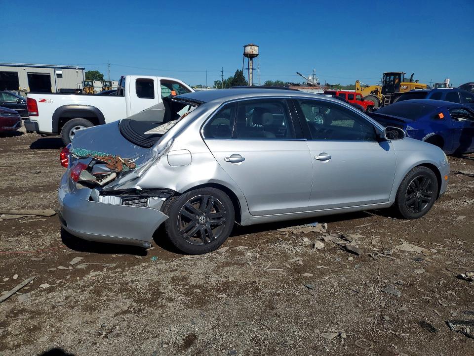 2006 Volkswagen Jetta VIN 3VWRF71K16M752789 COPART salvage auction — REAR END, Il - Salvage Certificate, sold $425 on 2026-07-17 (photo 3)