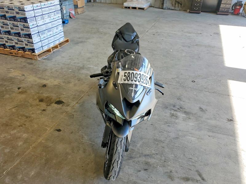 2026 Kawasaki VIN JKBZXJK1XTA014958 COPART salvage auction — SIDE, Salvage Title, sold $40 on 2026-07-30 (photo 5)