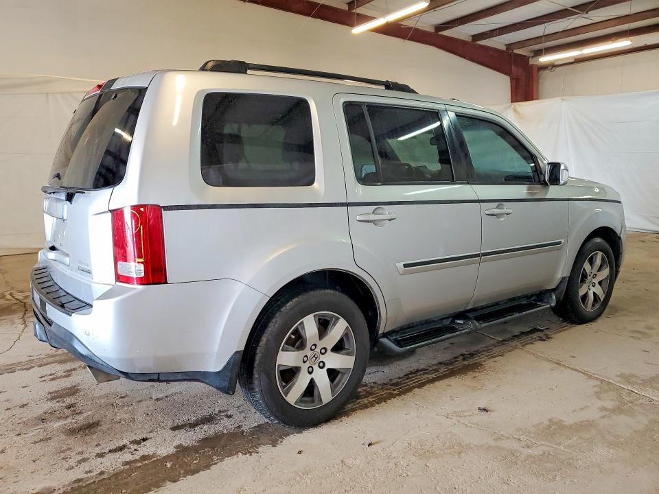 2015 Honda Pilot VIN 5FNYF3H93FB001031 COPART salvage auction — MINOR DENT/SCRATCHES, Tx - Certificate Of Title, sold $4,700 on 2026-07-07 (photo 3)