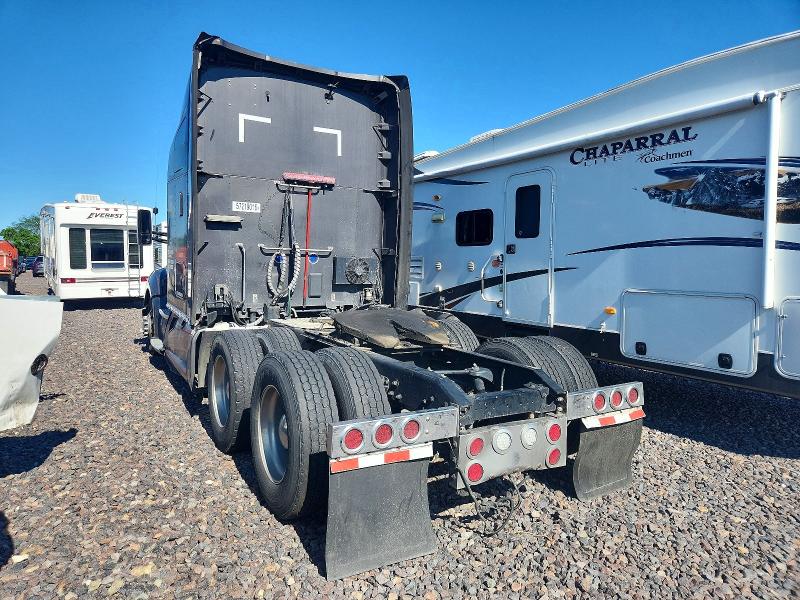 2019 Kenworth Construction VIN 1XKYDP9X5KJ229209 COPART salvage auction — MINOR DENT/SCRATCHES, FL - CERTIFICATE OF TITLE, sold $6,000 on 2026-07-28 (photo 3)