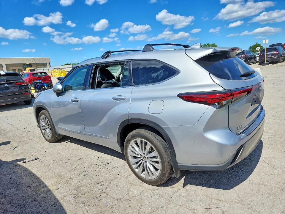 2023 Toyota Highlander VIN 5TDKDRBH8PS046705 COPART salvage auction — FRONT END, IL - SALVAGE CERTIFICATE, sold $25,000 on 2026-07-31 (photo 2)