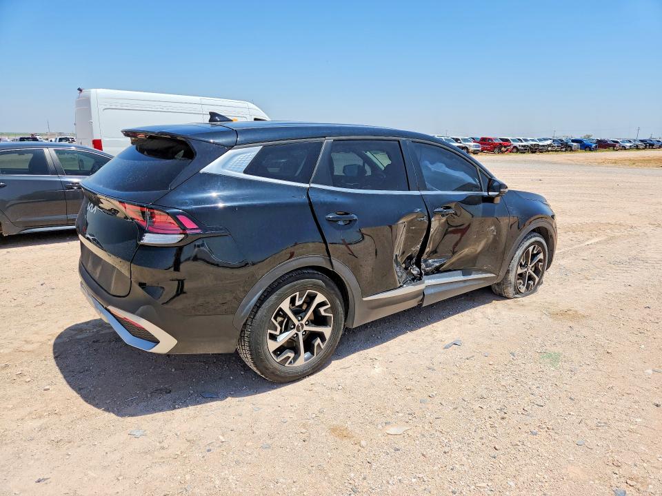 2023 Kia Sportage VIN 5XYK33AF9PG058911 COPART salvage auction — SIDE, TX - SALVAGE VEHICLE TITLE, sold $7,600 on 2026-07-22 (photo 3)