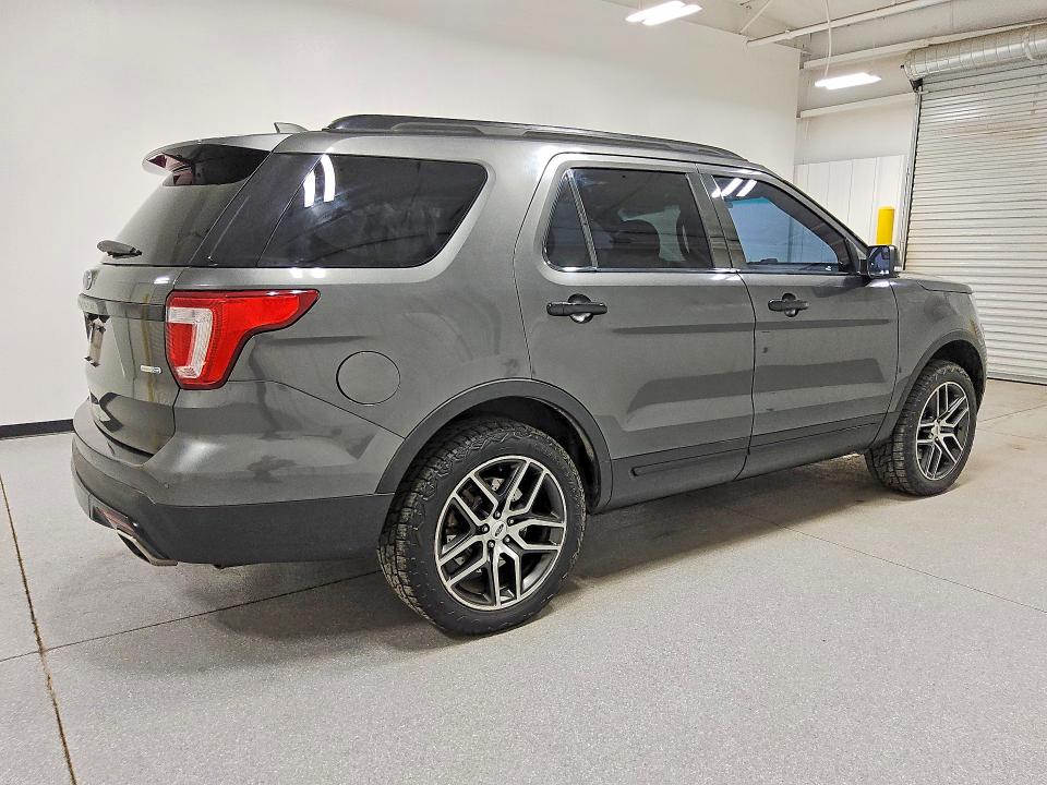2017 Ford Explorer sport trac VIN 1FM5K8GT4HGA35024 COPART salvage auction — NORMAL WEAR, WV - CERTIFICATE OF TITLE, sold $5,100 on 2026-07-09 (photo 3)