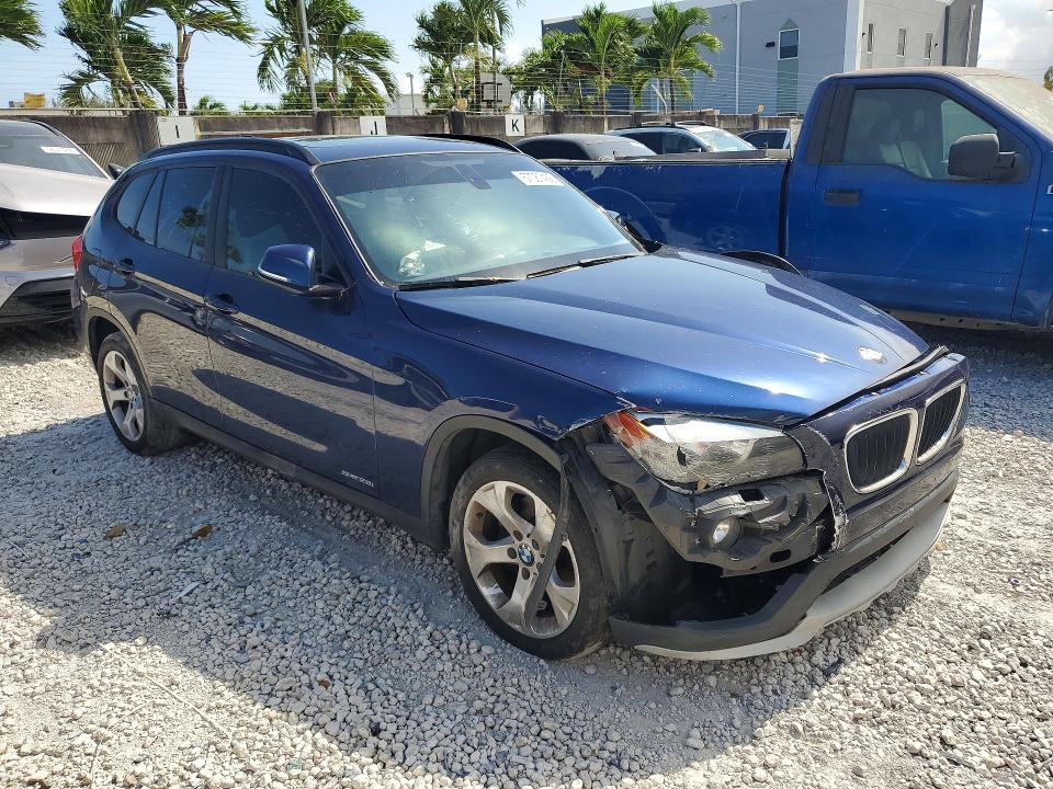 2015 BMW X1 VIN WBAVM1C50FV316109 COPART salvage auction — FRONT END, Fl - Certificate Of Title, sold $650 on 2026-07-10 (photo 4)
