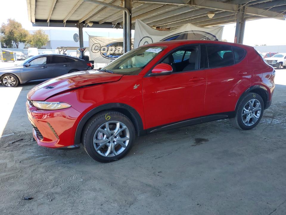 2024 Dodge Hornet VIN ZACPDFCWXR3A29185 COPART salvage auction — FRONT END, Ca - Non-Repairable Vehicle Cert, sold $5,600 on 2026-08-17 (photo 1)