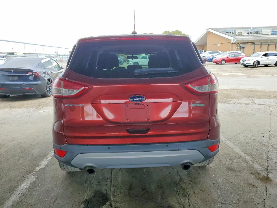 2015 Ford Escape VIN 1FMCU0GX1FUB33433 COPART salvage auction — MECHANICAL, Ca - Dis/Dlr/Exp Only Clean Title, sold $425 on 2026-07-02 (photo 6)