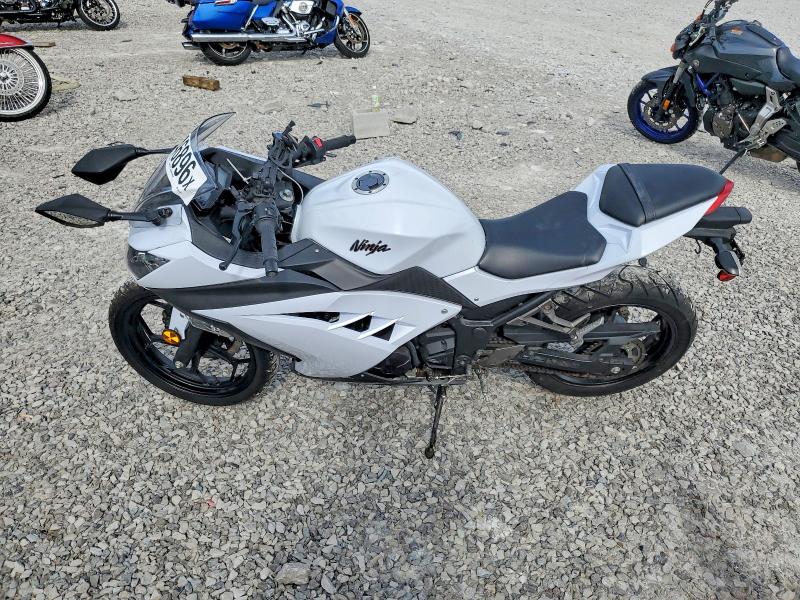 2013 Kawasaki Ex VIN JKAEX8A1XDDA01367 COPART salvage auction — MINOR DENT/SCRATCHES, Oh - Certificate Of Title, sold $2,000 on 2026-07-10 (photo 3)