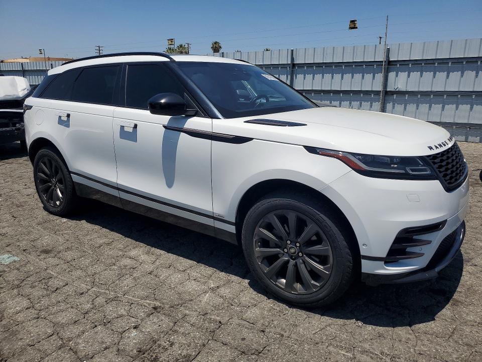 2019 Land rover VIN SALYL2EX6KA793662 COPART salvage auction — MINOR DENT/SCRATCHES, Ca - Dis/Dlr/Exp Only Clean Title, sold $13,200 on 2026-07-29 (photo 4)