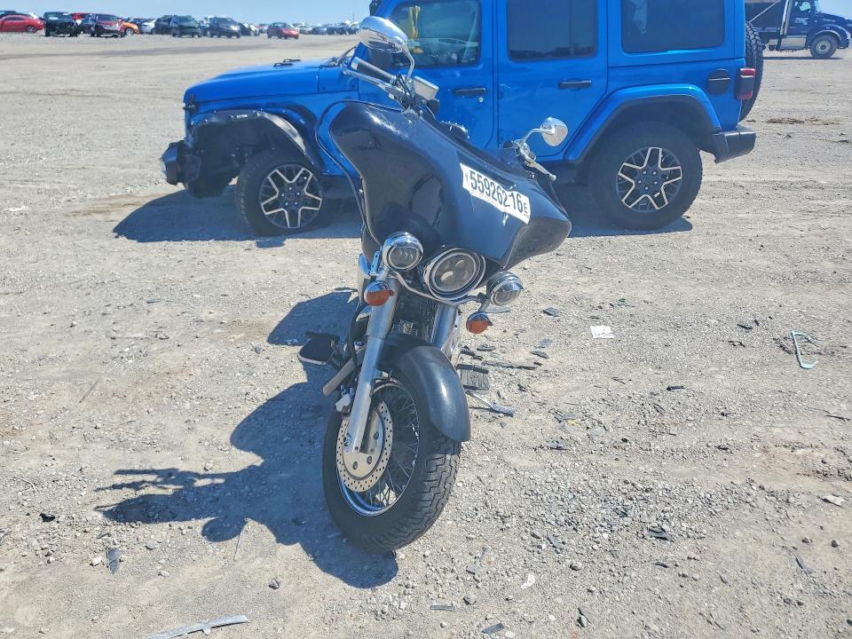 2001 Yamaha Xv VIN JYAVP07E41A004692 COPART salvage auction — SIDE, In - Cert Of Title-Salvage Title, sold $675 on 2026-07-16 (photo 2)