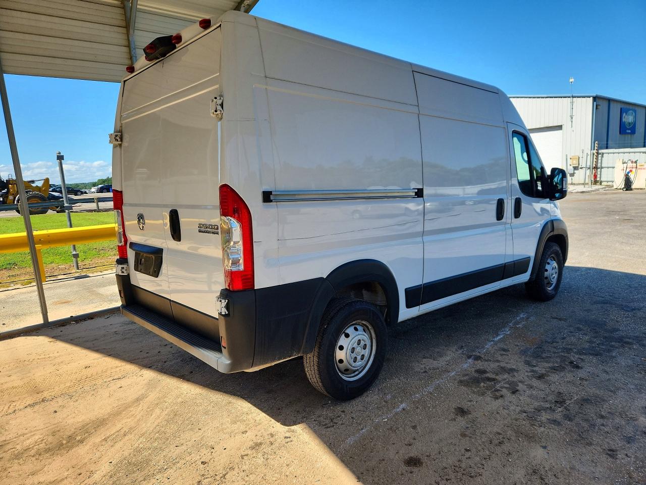 2025 Ram Promaster 2500 VIN 3C6LRVCG7SE511702 COPART salvage auction — Side, AL - CERTIFICATE OF TITLE, sold $18,900 on 2026-06-24 (photo 3)