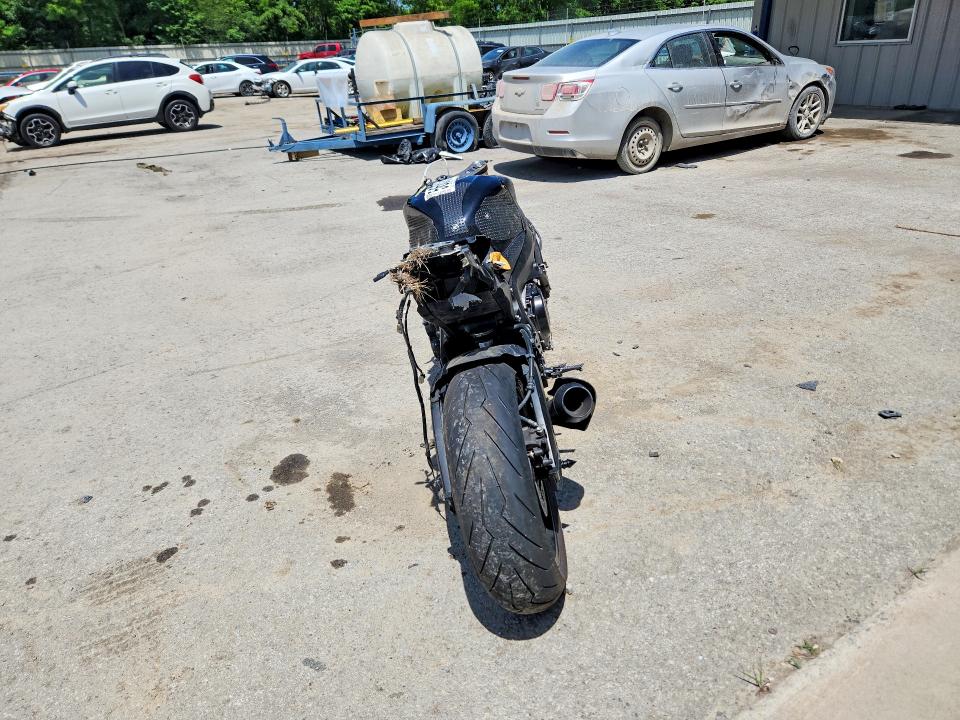 2016 Suzuki VIN JS1GR7MA2G2100321 COPART salvage auction — ROLLOVER, Pa - Certificate Of Salvage, sold $2,000 on 2026-07-02 (photo 4)