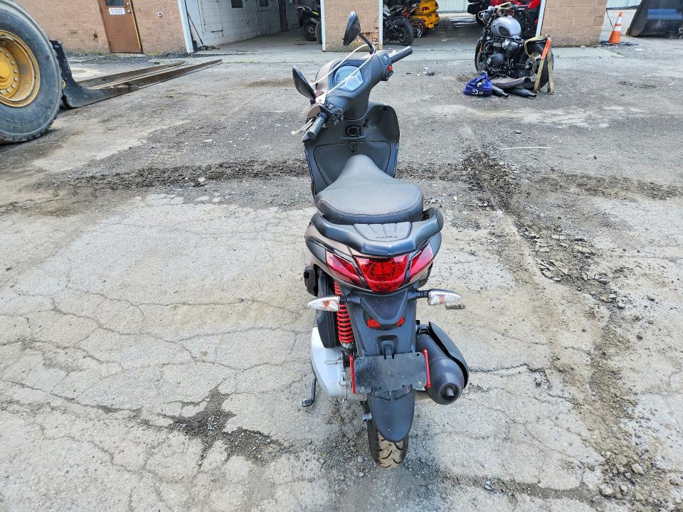 2023 Piaggio VIN ZAPM898GXP7004055 COPART salvage auction — MINOR DENT/SCRATCHES, Ny - Mv-907A Salvage Certificate, sold $250 on 2026-07-09 (photo 4)