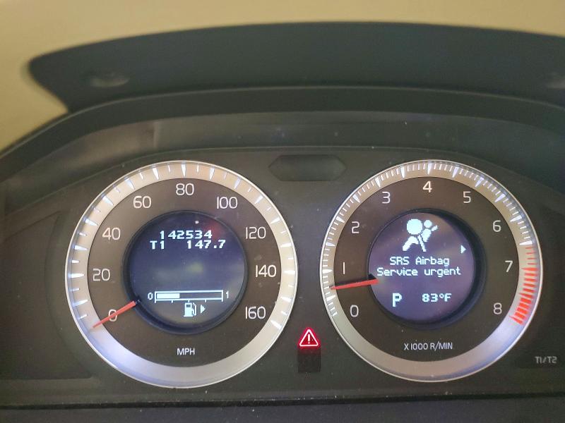 2010 Volvo Xc70 VIN YV4960BZ2A1077754 COPART salvage auction — FRONT END, Ne - Cert Of Title-Salvage, sold $525 on 2026-07-07 (photo 9)