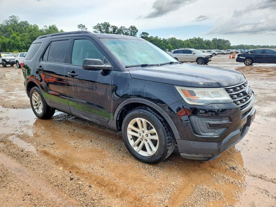2017 Ford Explorer VIN 1FM5K7B88HGA48422 COPART salvage auction — NORMAL WEAR, Wv - Certificate Of Title, sold $4,900 on 2026-07-02 (photo 4)