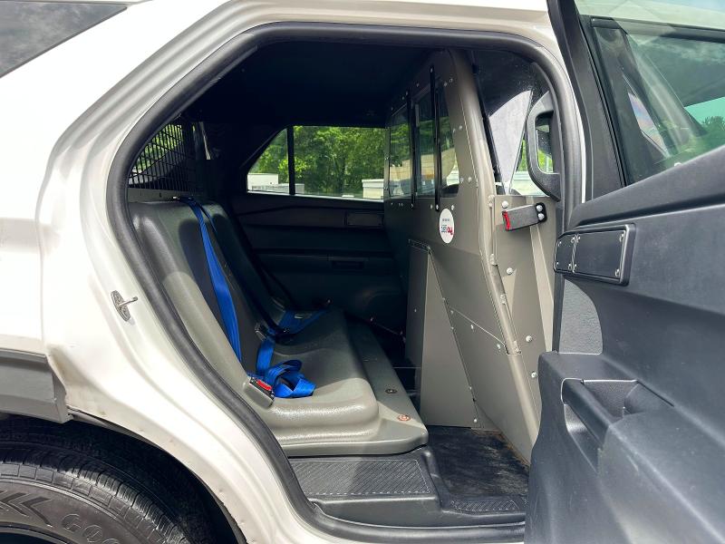 2022 Ford Explorer VIN 1FM5K8AW7NNA02285 COPART salvage auction — MINOR DENT/SCRATCHES, Md - Certificate Of Title, sold $12,900 on 2026-07-29 (photo 8)
