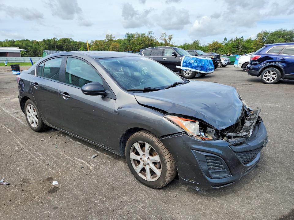 2011 Mazda 3 VIN JM1BL1VF1B1411732 COPART salvage auction — FRONT END, Nc - Salvage Certificate Of Title, sold $300 on 2026-07-27 (photo 4)