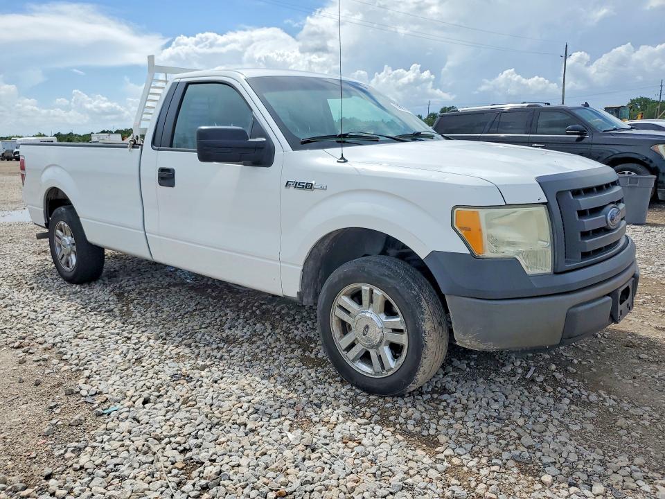 2010 Ford F-150 VIN 1FTMF1CW5AKE39514 COPART salvage auction — HAIL, Tx - Certificate Of Title, sold $875 on 2026-07-09 (photo 4)