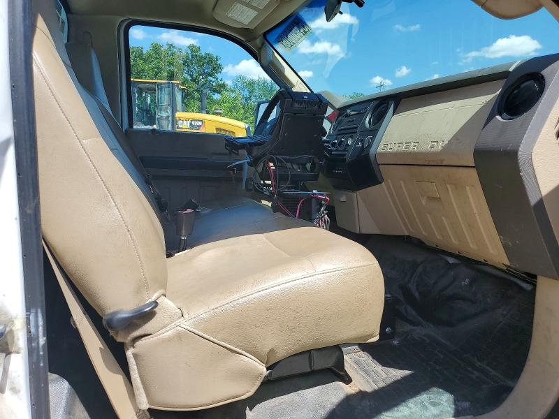 2008 Ford F-450 super duty VIN 1FDXF46Y58EA16271 COPART salvage auction — MINOR DENT/SCRATCHES, MO - CERTIFICATE OF TITLE, sold $1,550 on 2026-07-09 (photo 5)