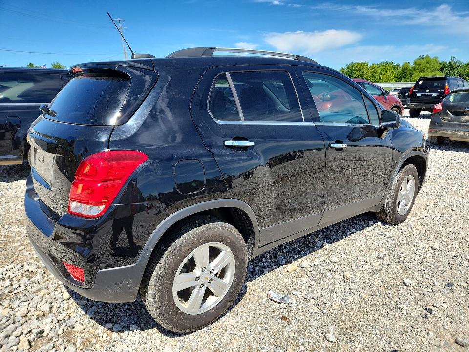 2020 Chevrolet Trax VIN KL7CJPSB0LB003066 COPART salvage auction — SIDE, Mi - Certificate Of Title, sold $2,700 on 2026-07-02 (photo 3)