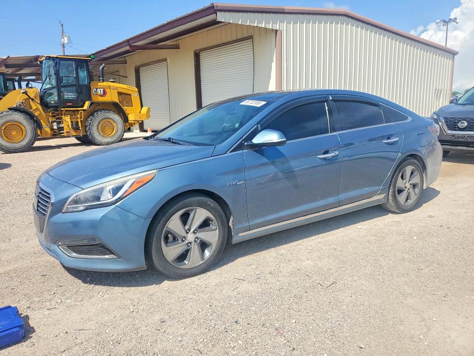 2016 Hyundai Sonata VIN KMHE34L10GA018832 COPART salvage auction — HAIL, Tx - Certificate Of Title (P), sold $5,500 on 2026-07-22 (photo 1)